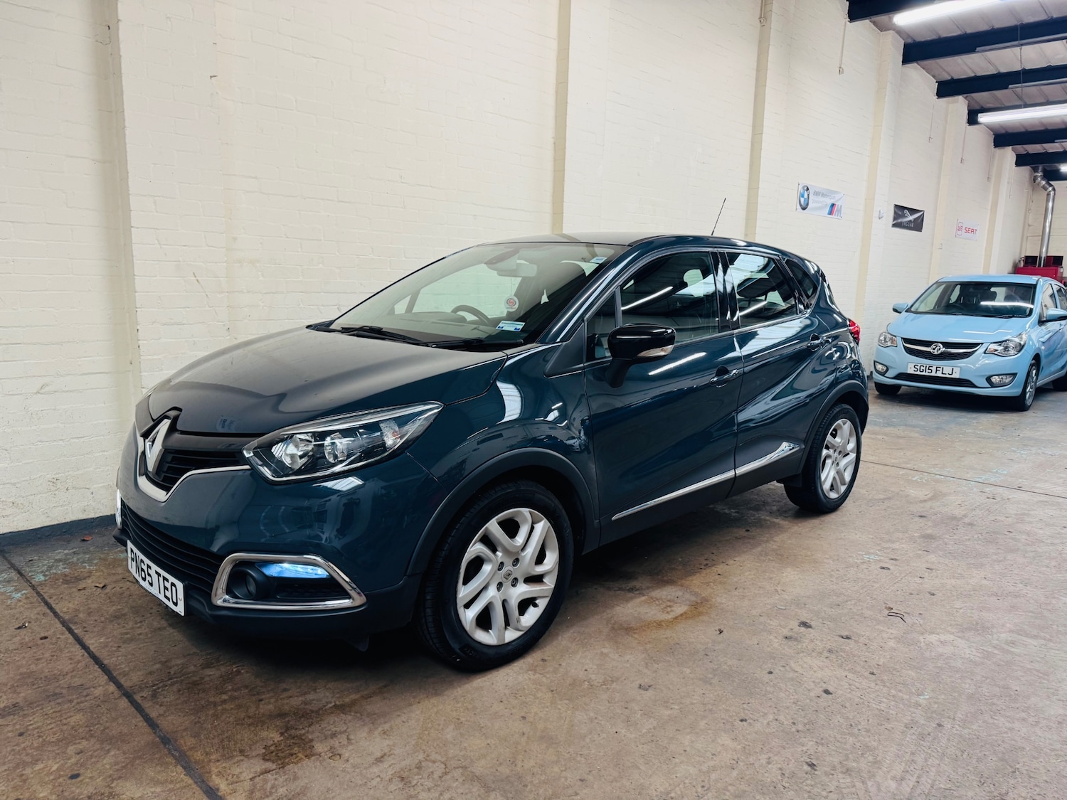 Used Renault Captur 2015 for sale - 76088928: Photo 3