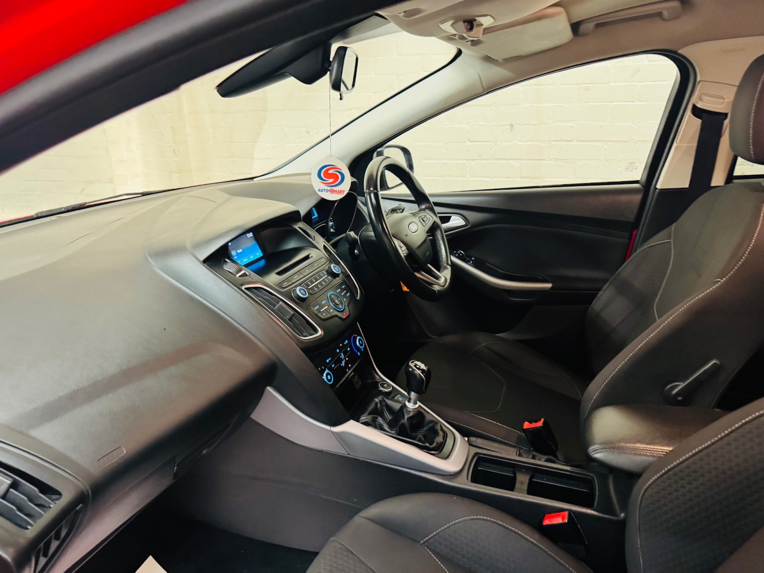 Used Ford Focus 2015 for sale - 76488610: Photo 20