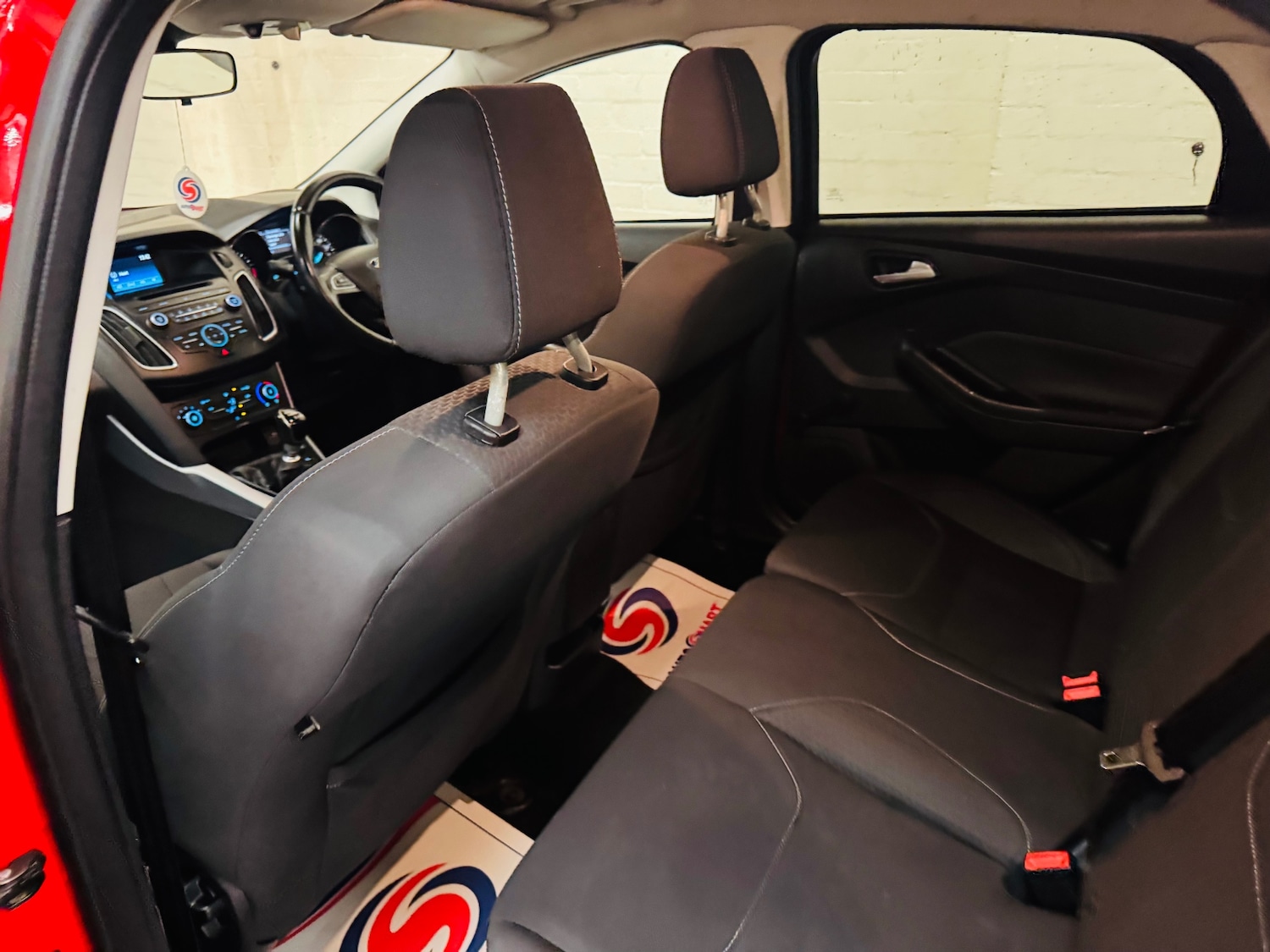 Used Ford Focus 2015 for sale - 76488610: Photo 24