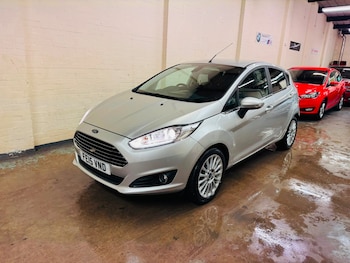 Used Ford Fiesta 2015 for sale - 79185667: Photo