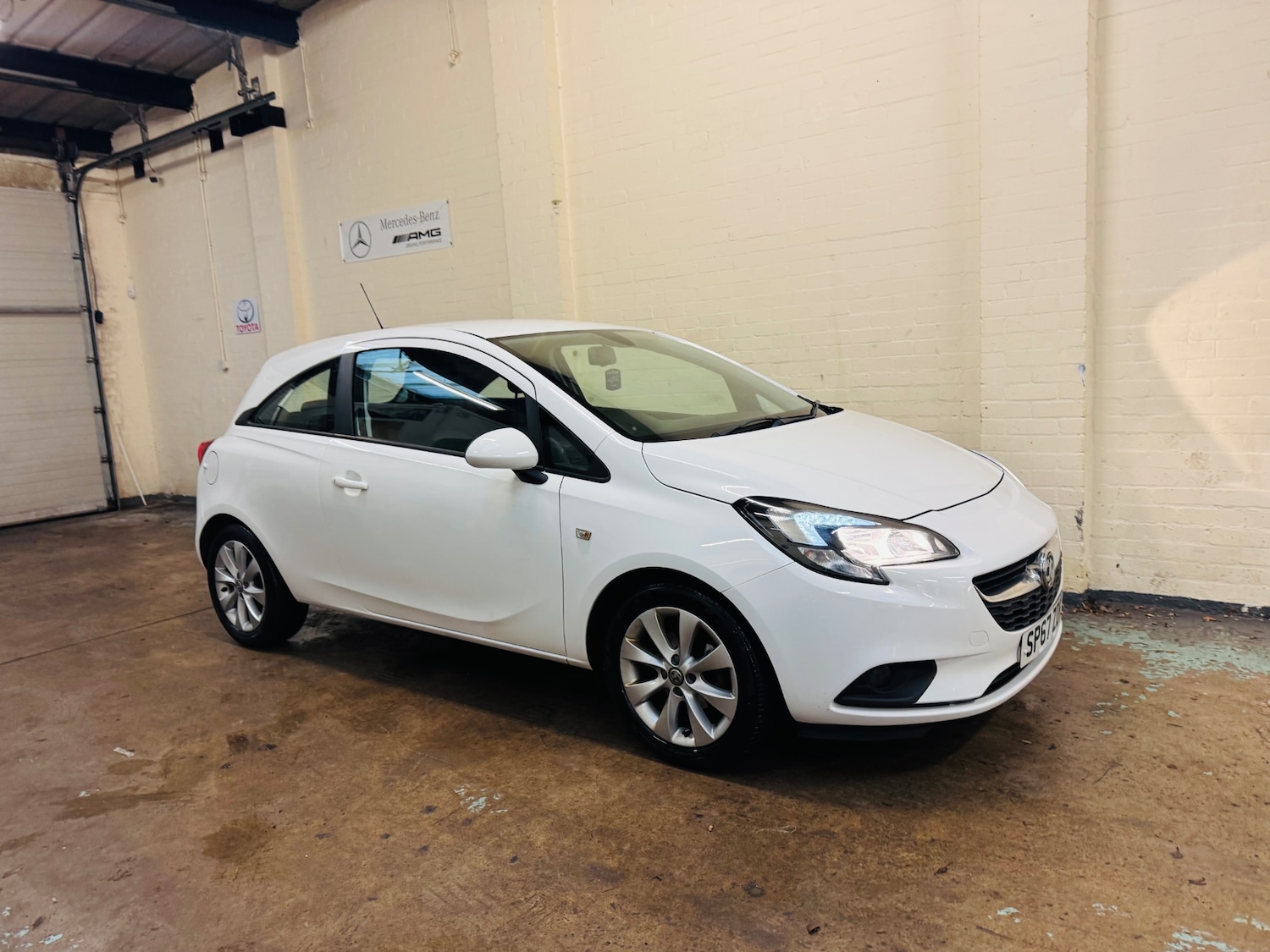 Used Vauxhall Corsa 2017 for sale - 76735640: Photo 3