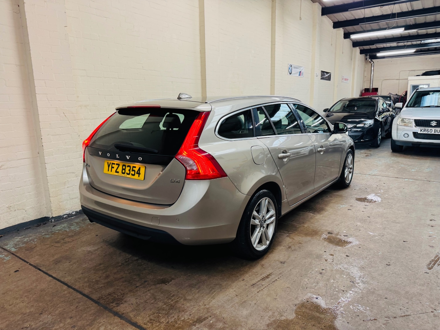 Used Volvo V60 2012 for sale - 76588894: Photo 14
