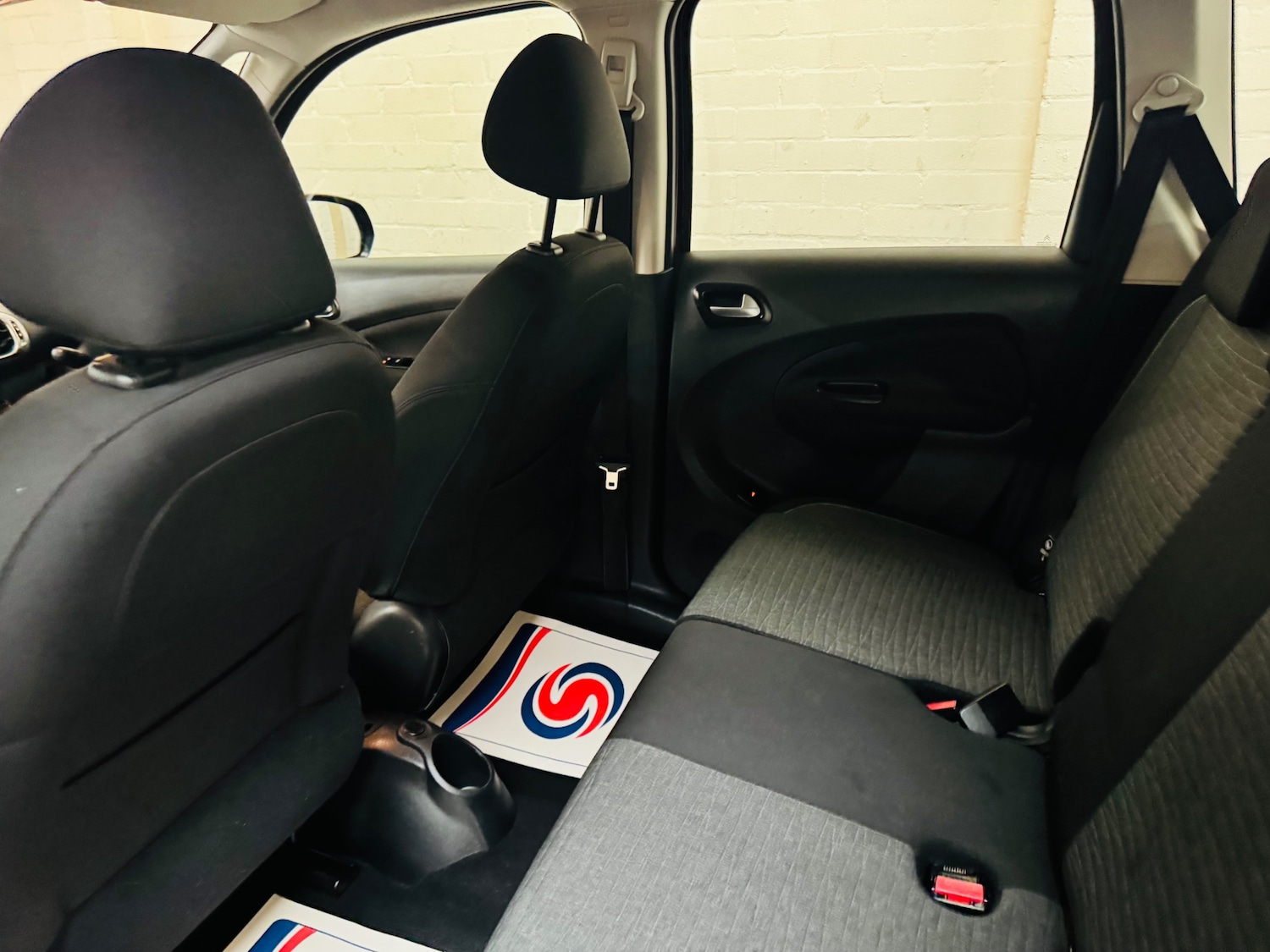 Vehicle 27