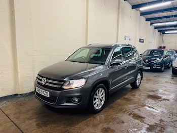 Volkswagen - Tiguan