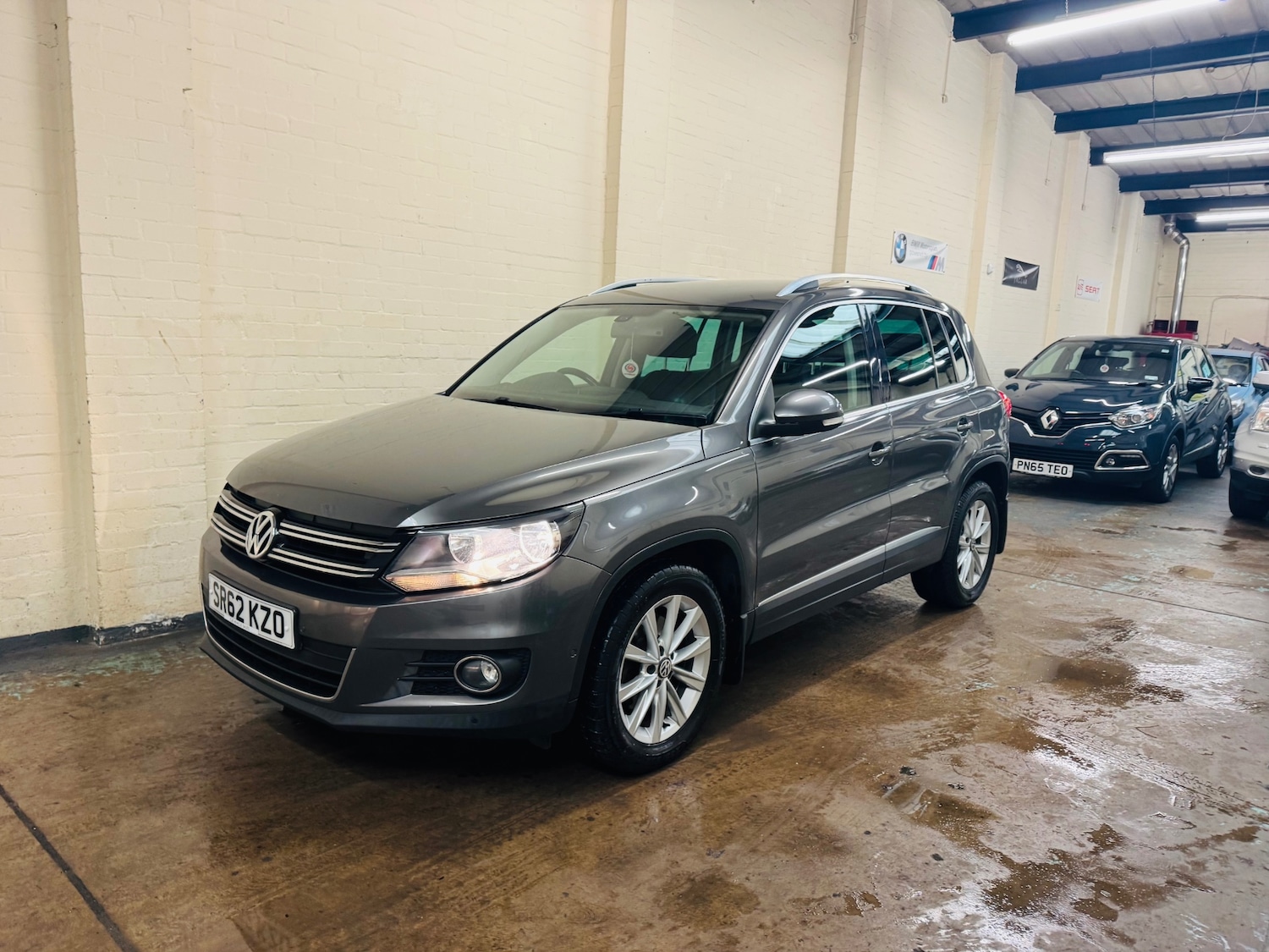 Used Volkswagen Tiguan 2012 for sale - 76323878: Photo 2
