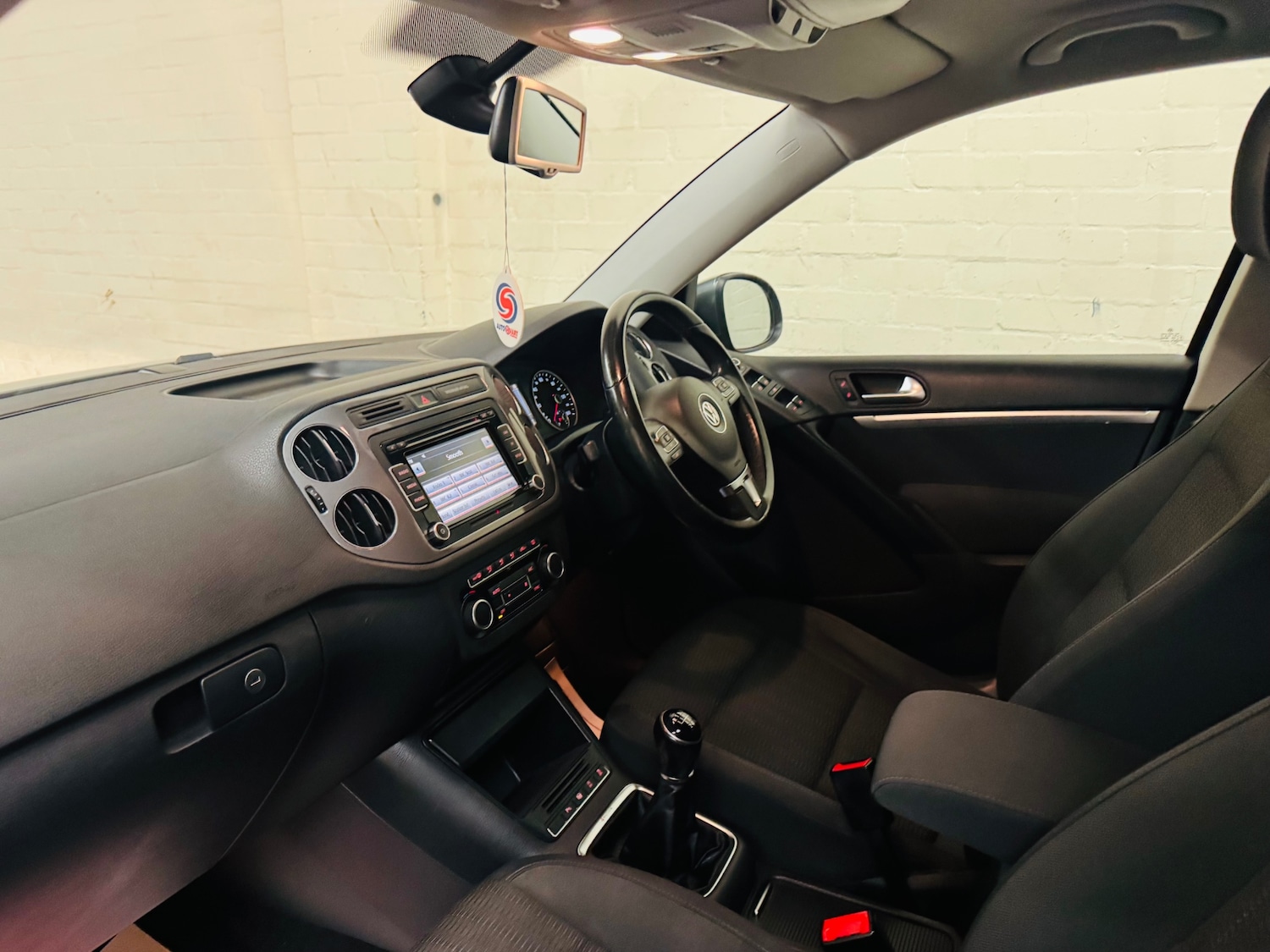 Used Volkswagen Tiguan 2012 for sale - 76323878: Photo 22