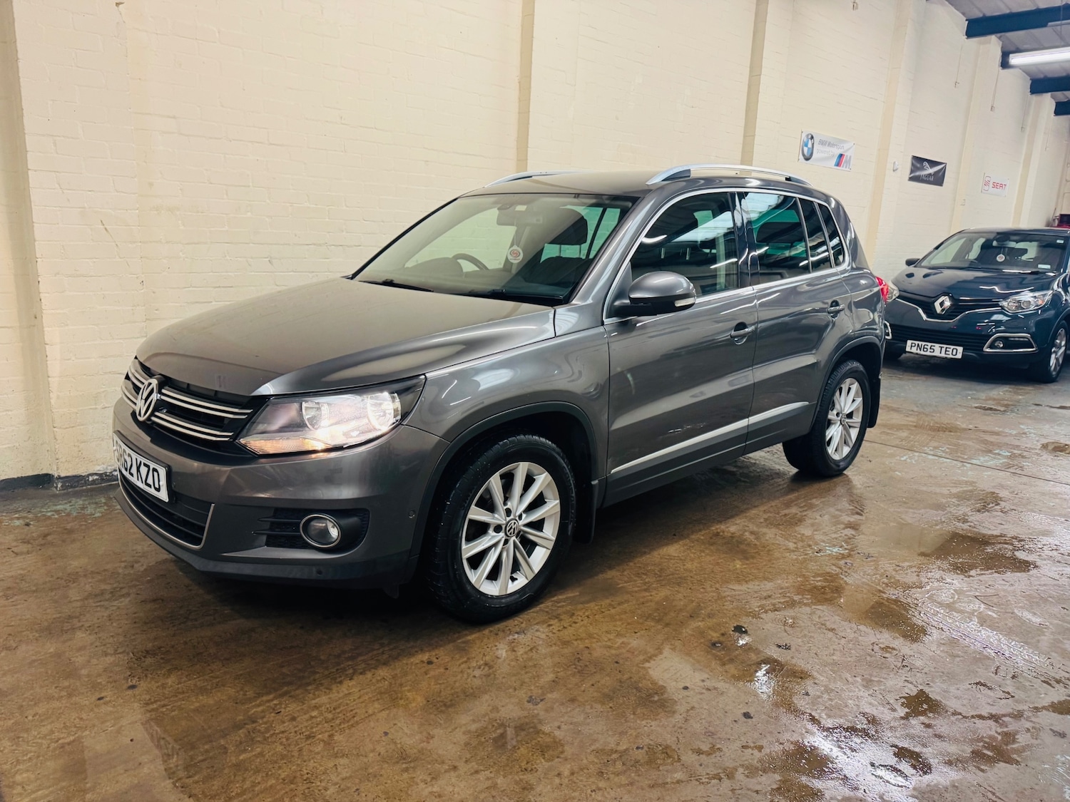 Used Volkswagen Tiguan 2012 for sale - 76323878: Photo 3