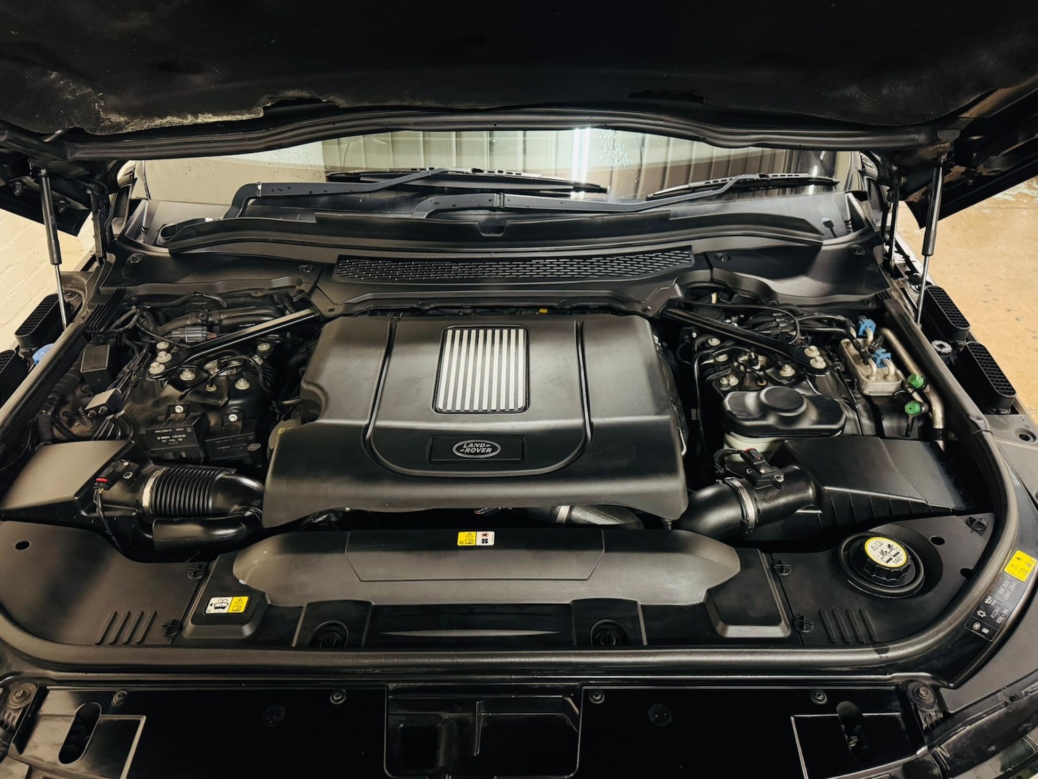 Used Land Rover Range Rover 2016 for sale - 77687784: Photo 25