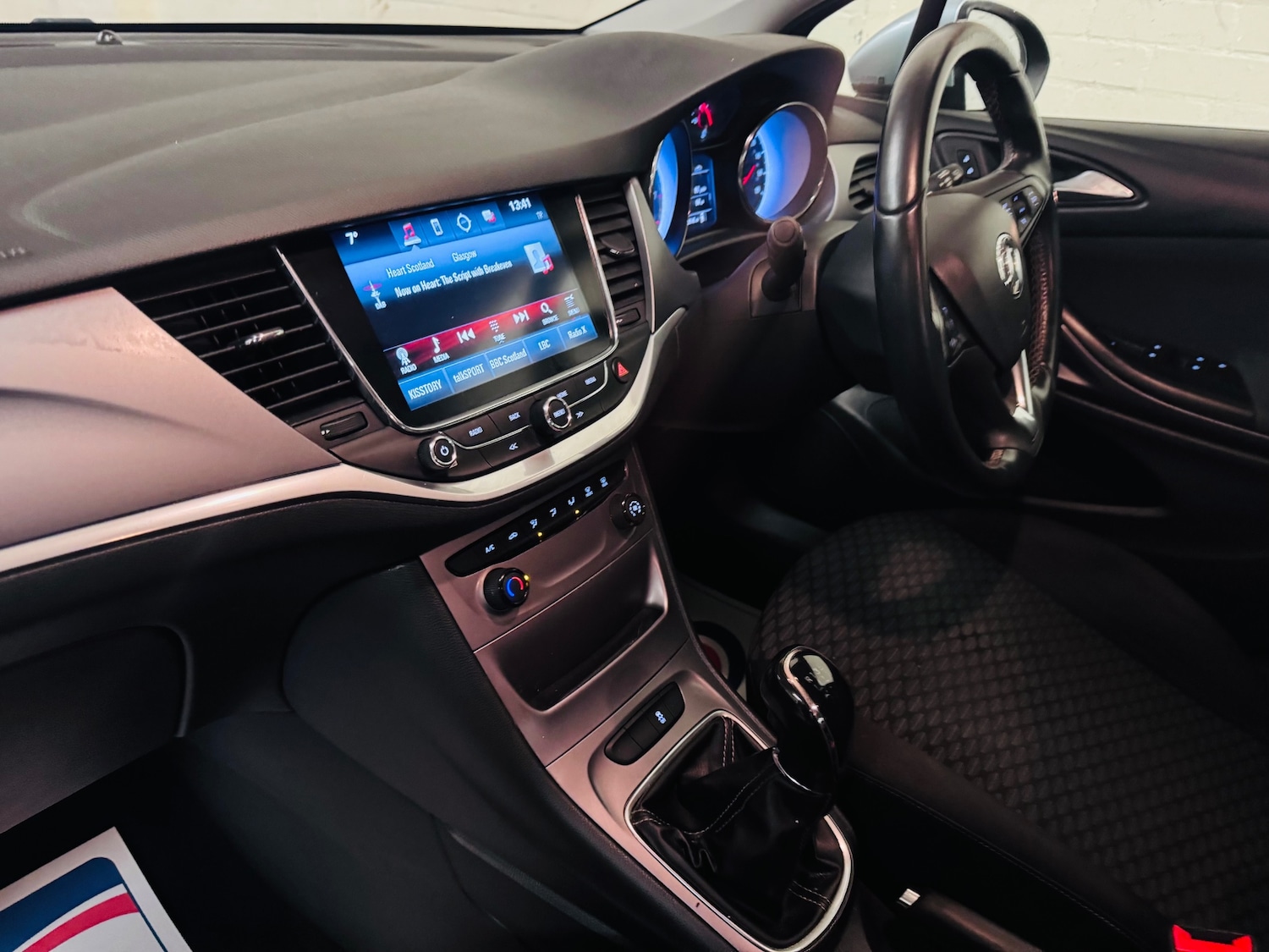 Used Vauxhall Astra 2017 for sale - 77208607: Photo 24