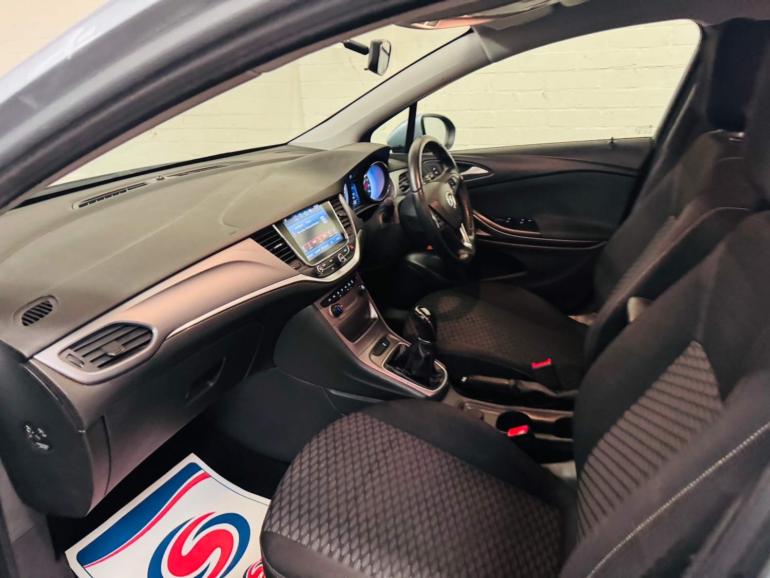 Used Vauxhall Astra 2017 for sale - 77208607: Photo 26