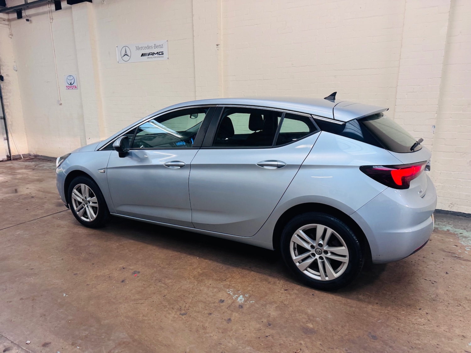 Used Vauxhall Astra 2017 for sale - 77208607: Photo 7