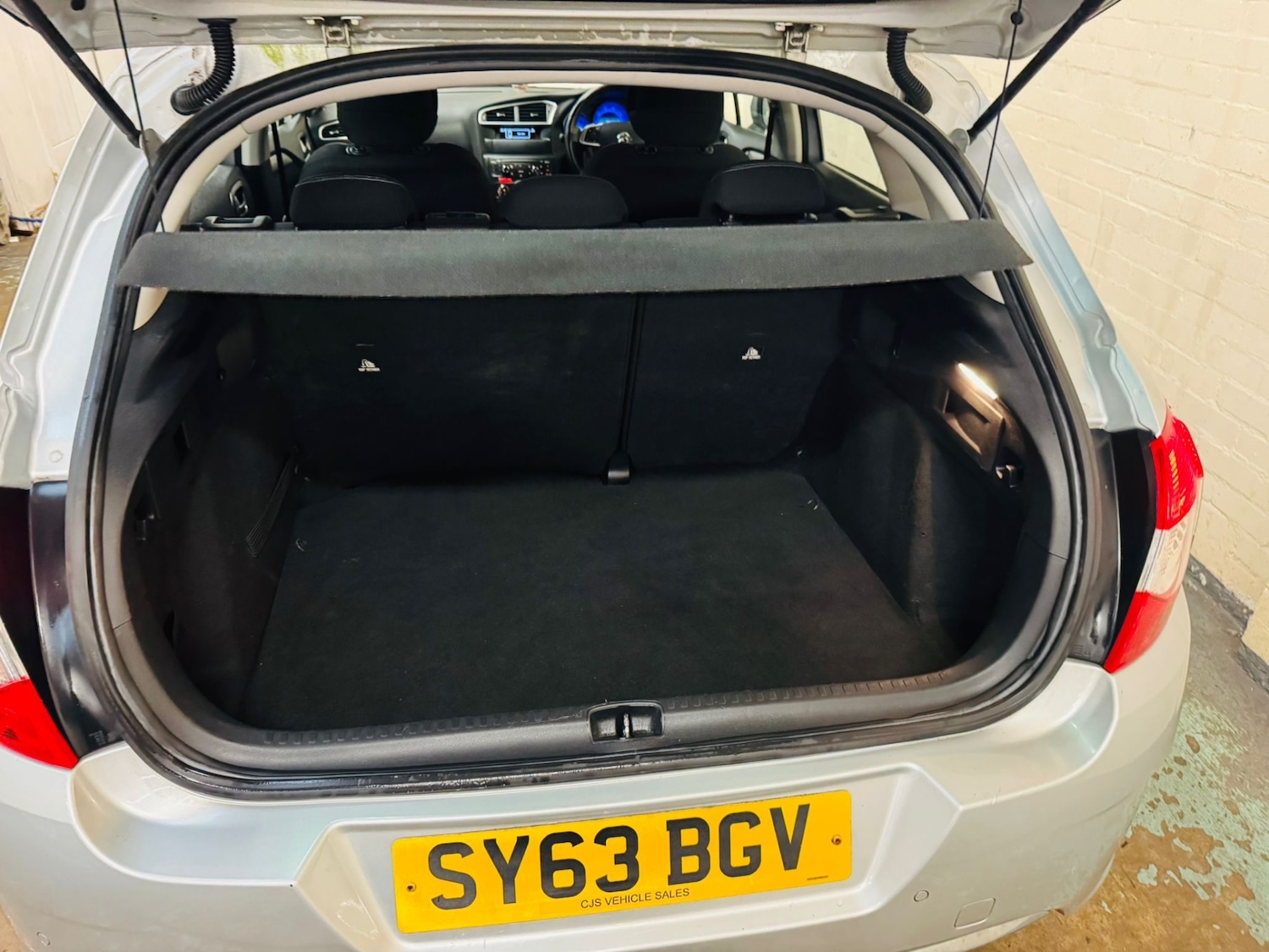 Used Citroen C4 2013 for sale - 77628835: Photo 19