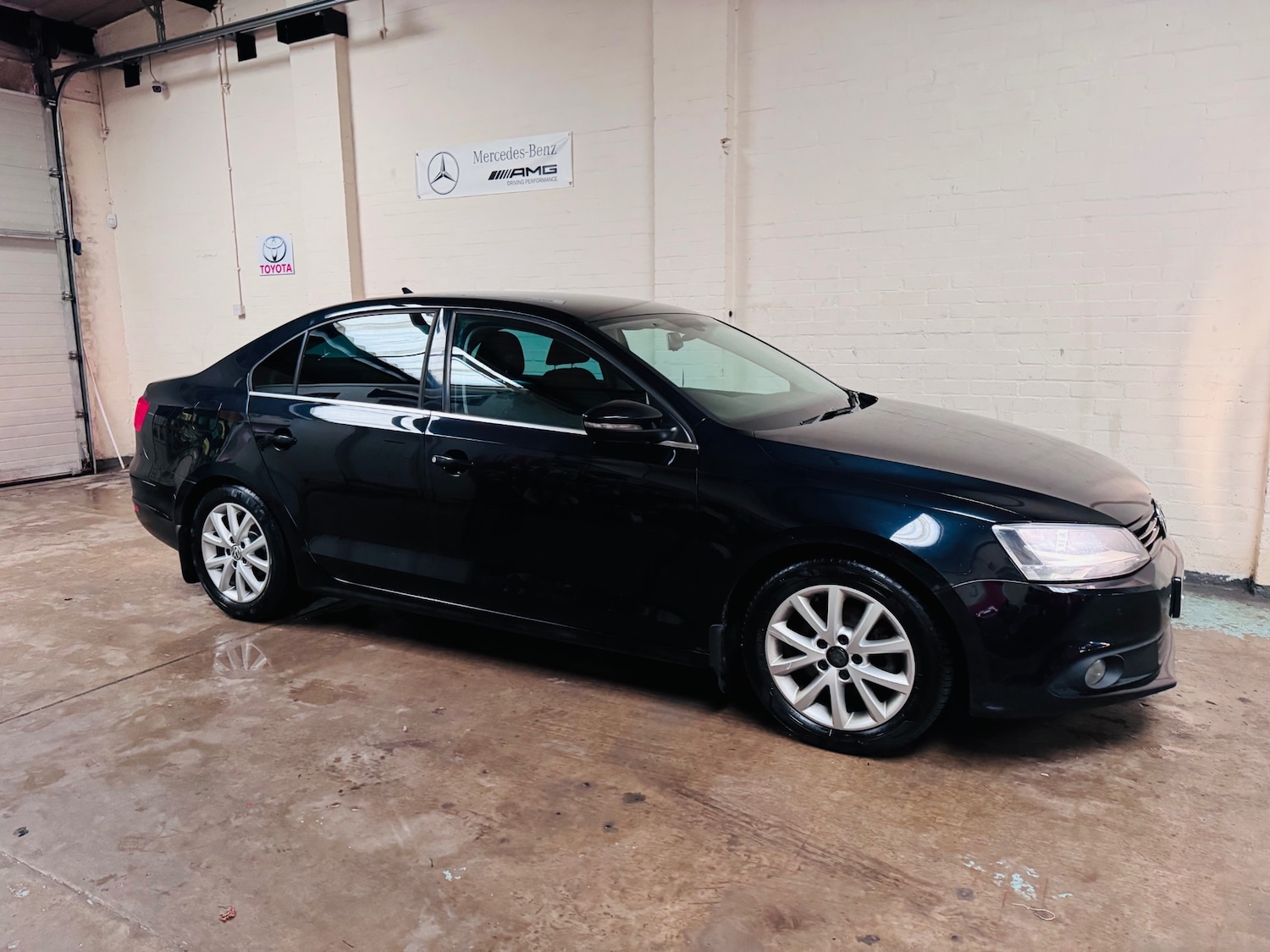 Used Volkswagen Jetta 2013 for sale - 77902593: Photo 3