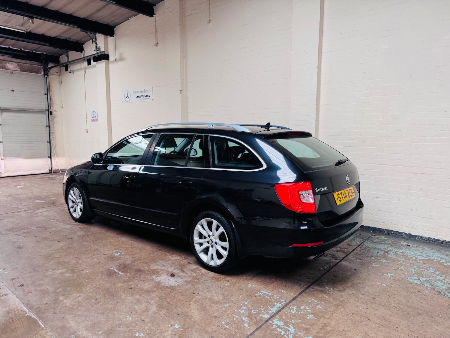 Used Skoda Superb 2014 for sale - 77946196: Photo 6