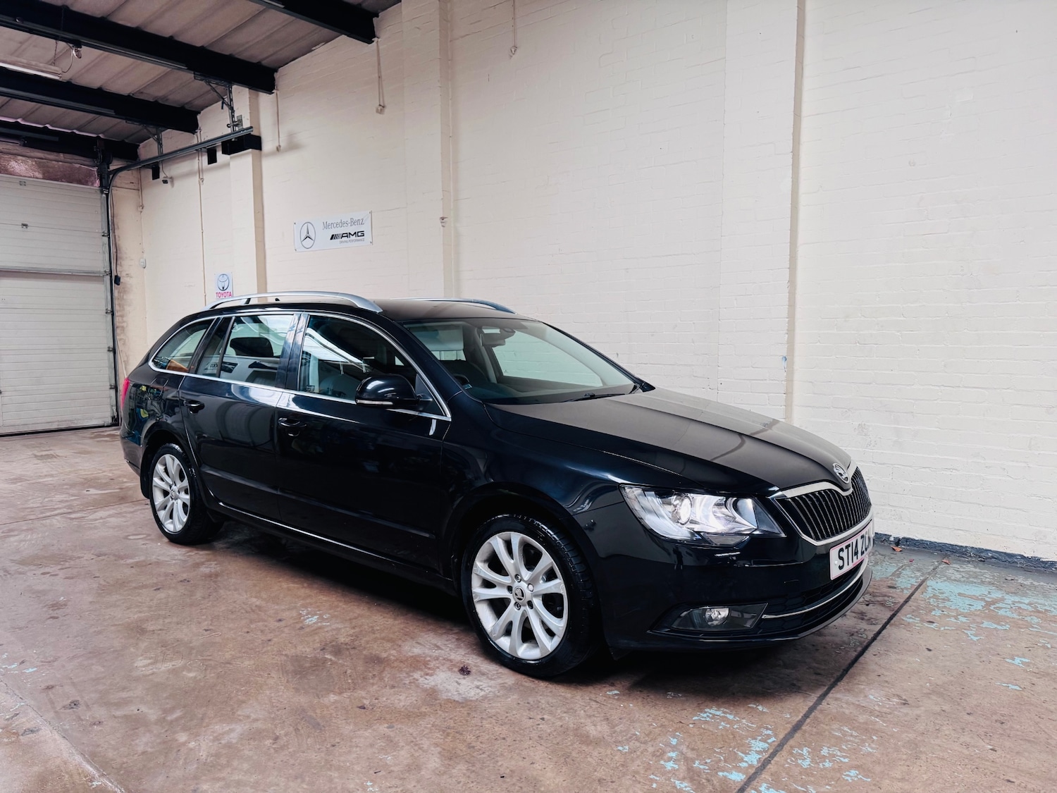 Used Skoda Superb 2014 for sale - 77946196: Photo 8