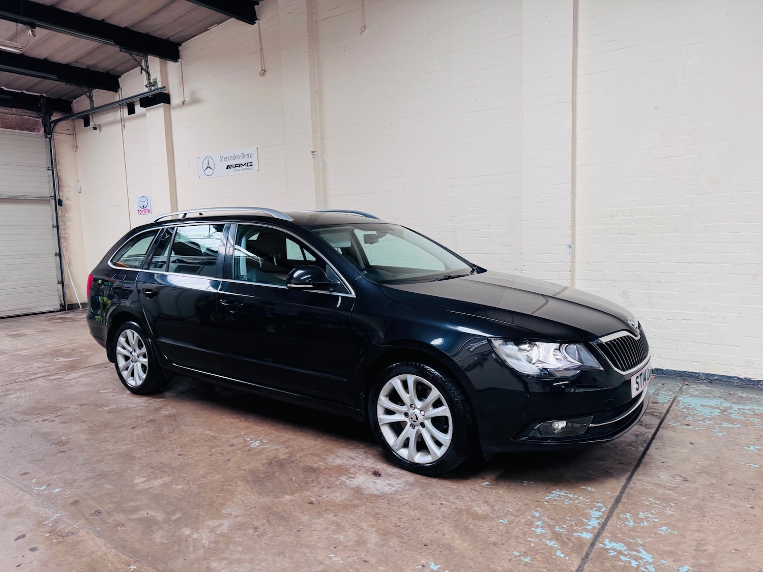 Used Skoda Superb 2014 for sale - 77946196: Photo 9
