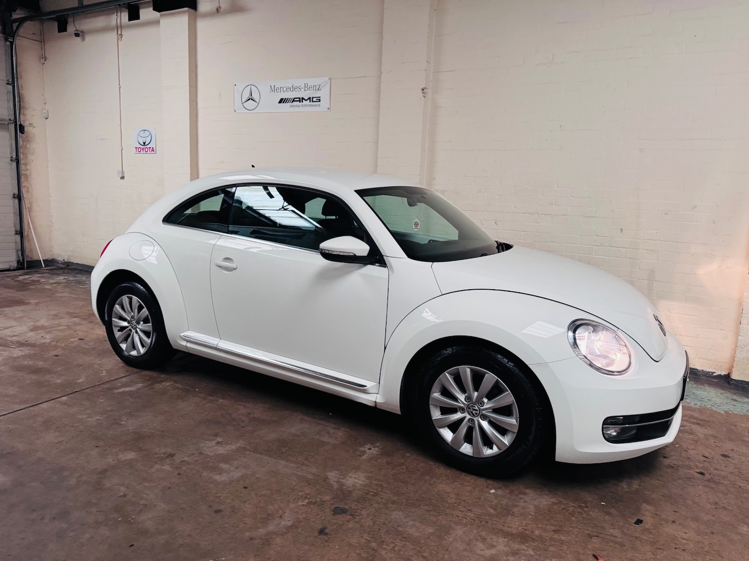 Used Volkswagen Beetle 2013 for sale - 77830485: Photo 11