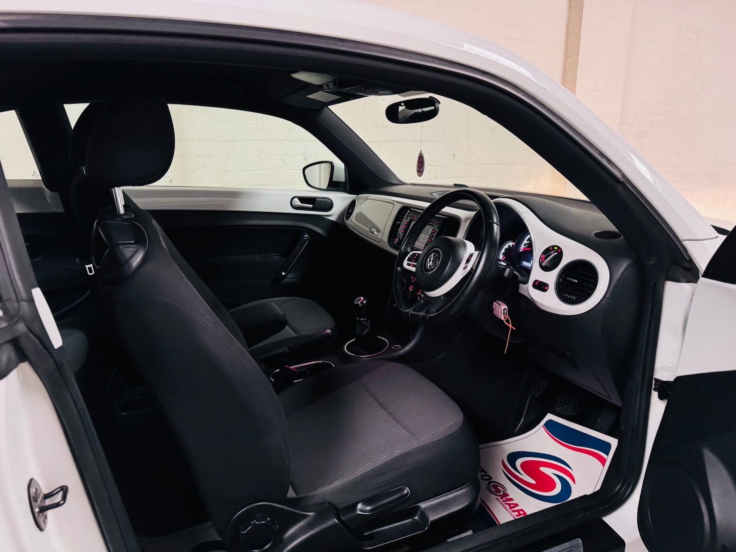 Used Volkswagen Beetle 2013 for sale - 77830485: Photo 20