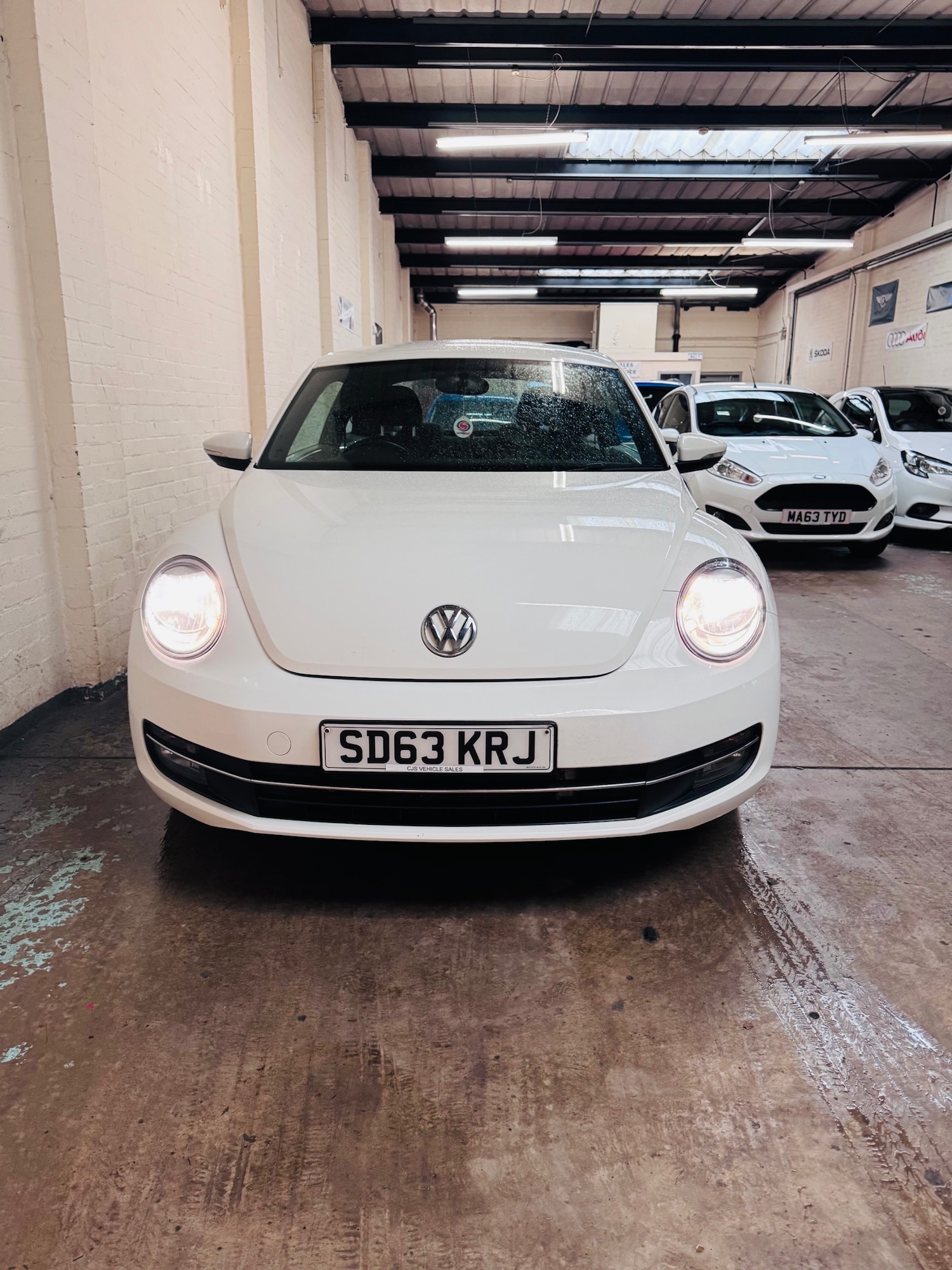 Used Volkswagen Beetle 2013 for sale - 77830485: Photo 6