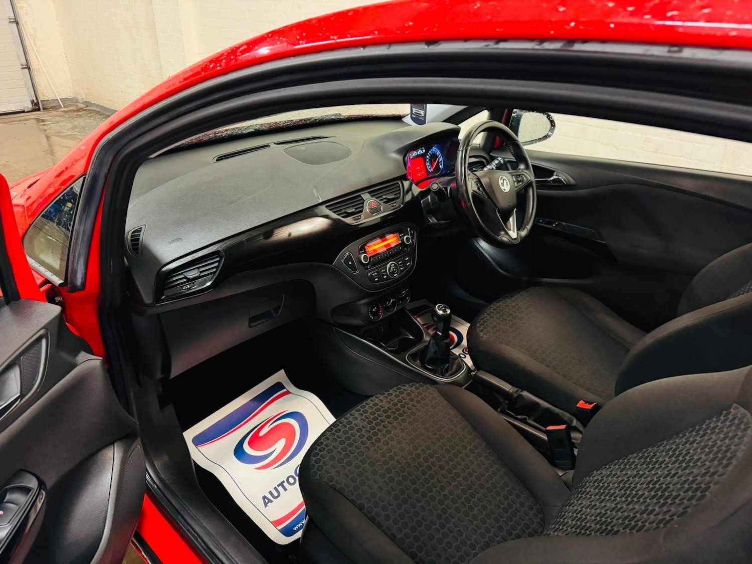 Used Vauxhall Corsa 2015 for sale - 76940243: Photo 19