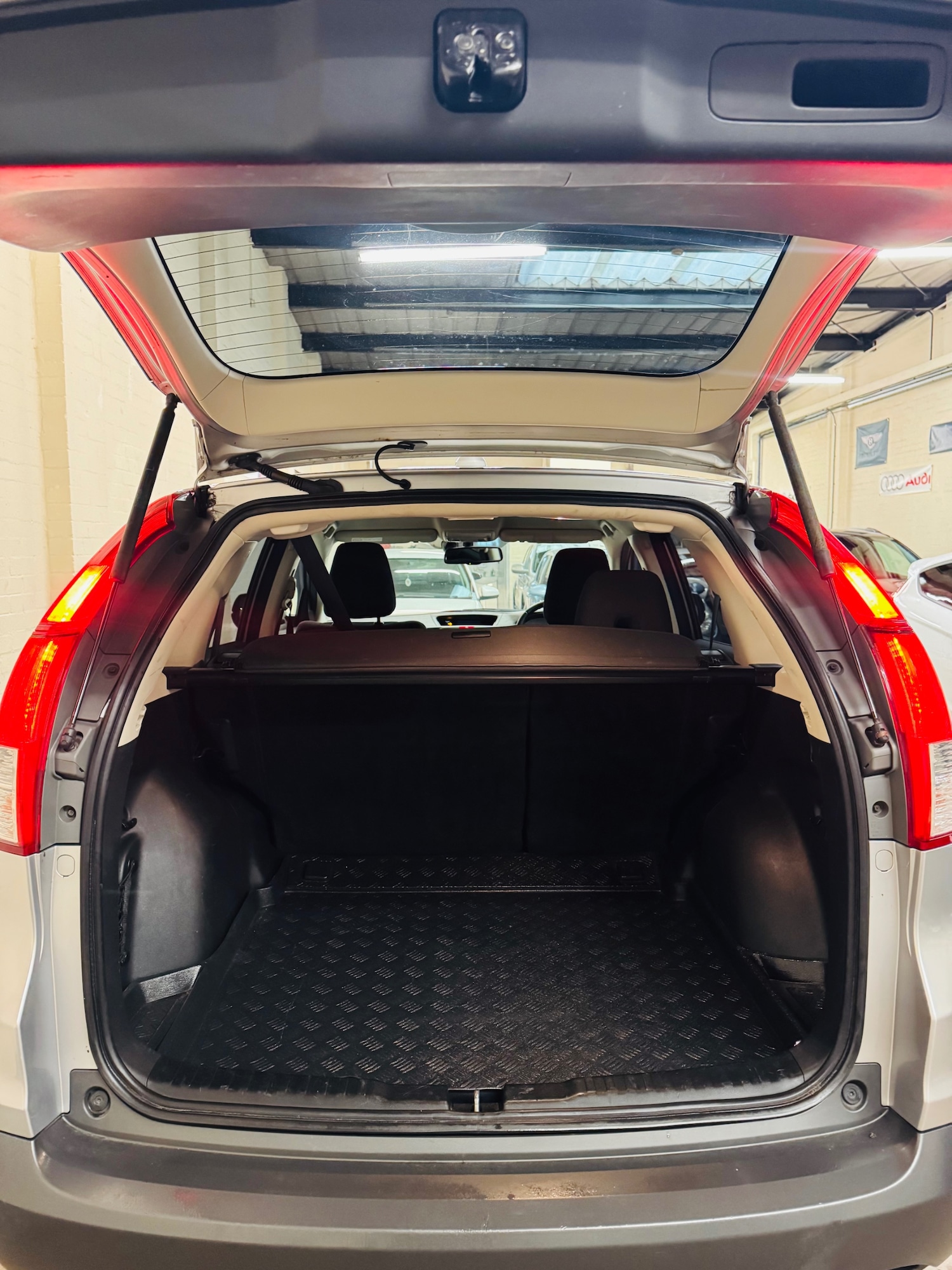 Used Honda CR-V 2012 for sale - 76639985: Photo 9