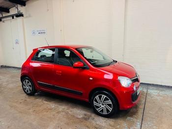 Used Renault Twingo 2015 for sale - 77801909: Photo