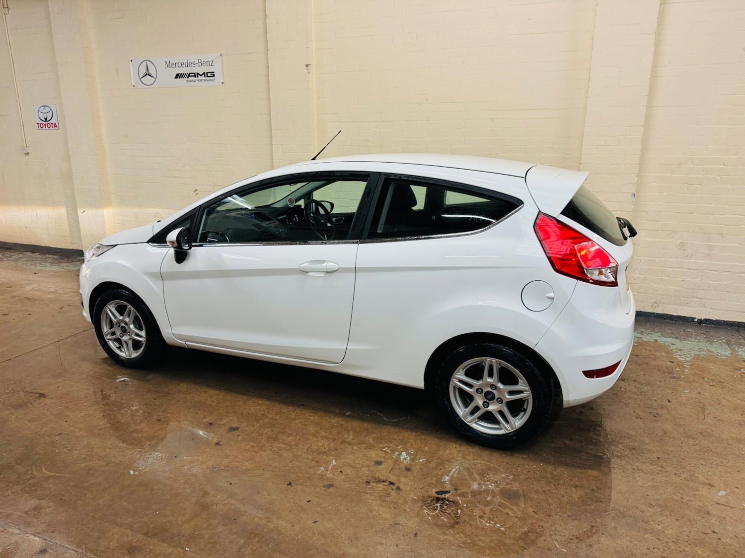 Used Ford Fiesta 2013 for sale - 77643890: Photo 10