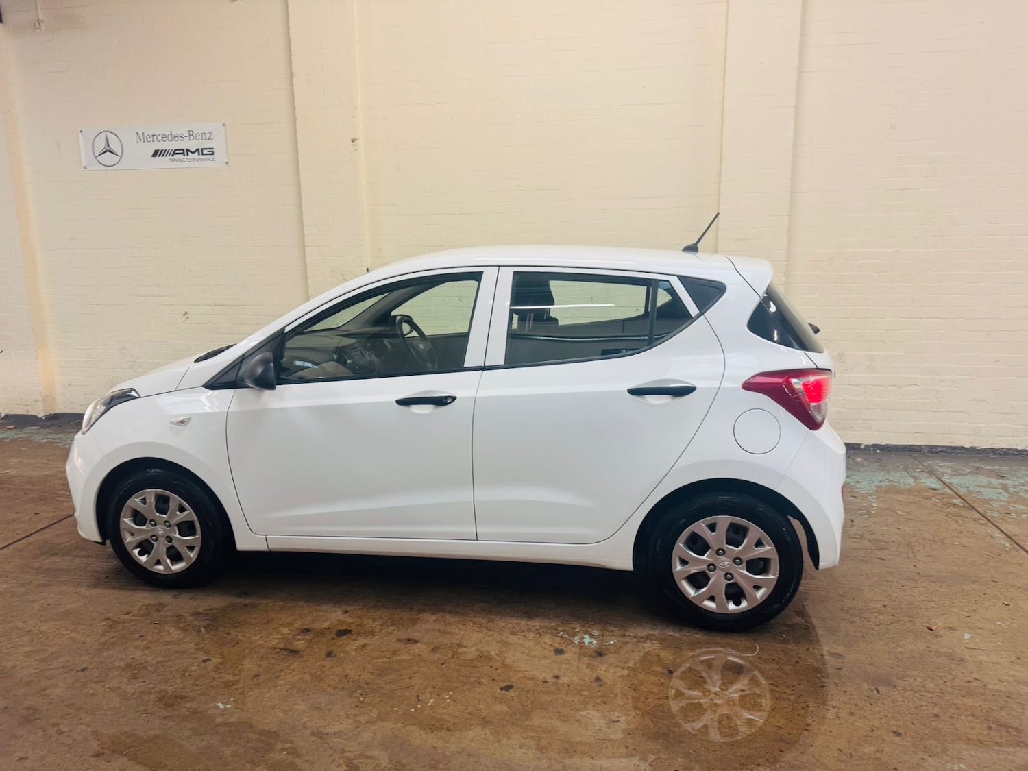 Used Hyundai i10 2016 for sale - 76450008: Photo 10