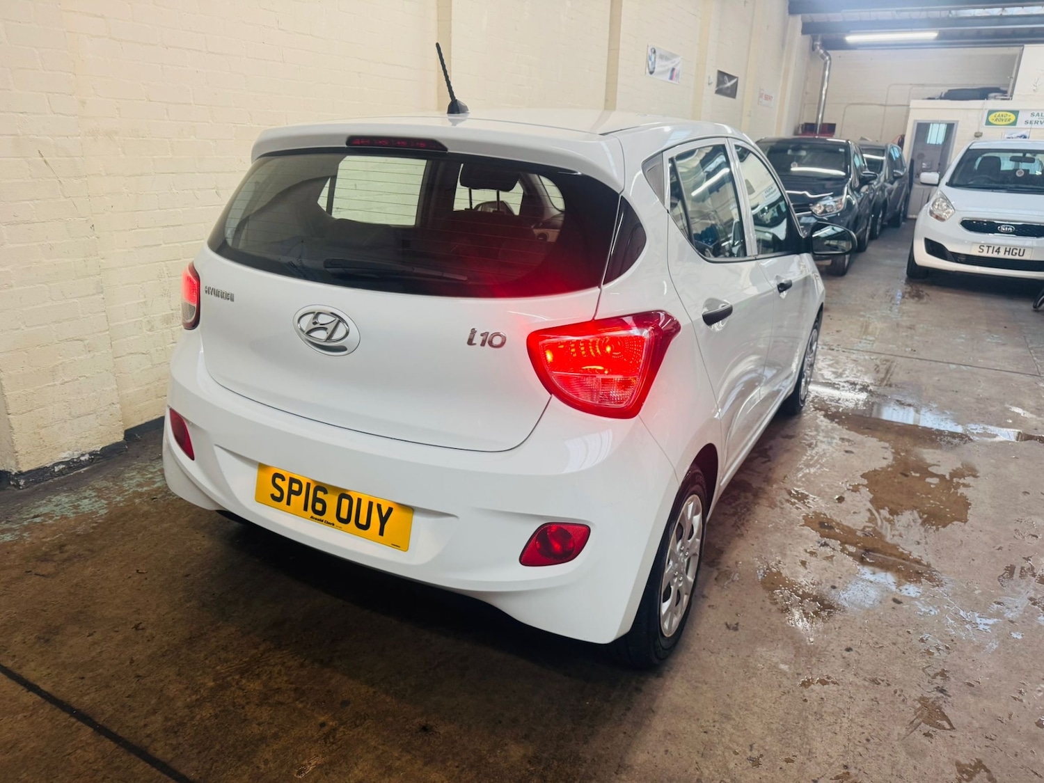 Used Hyundai i10 2016 for sale - 76450008: Photo 6