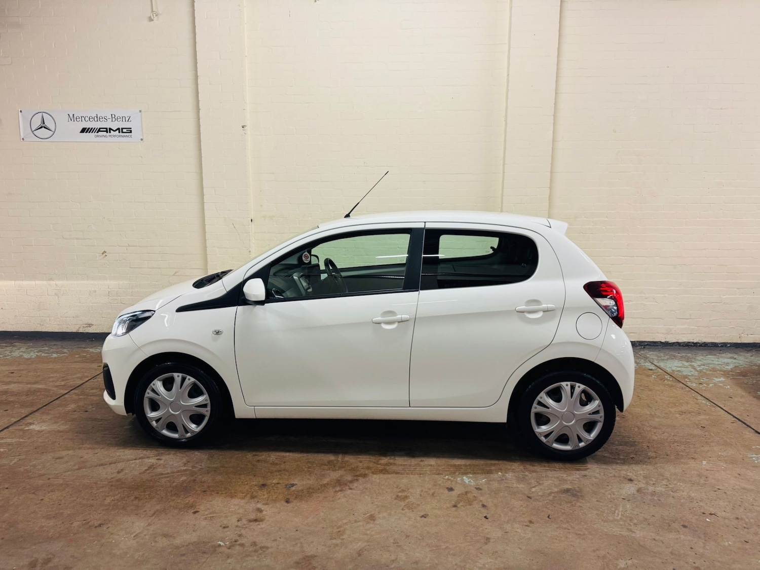 Used Peugeot 108 2016 for sale - 77601994: Photo 11