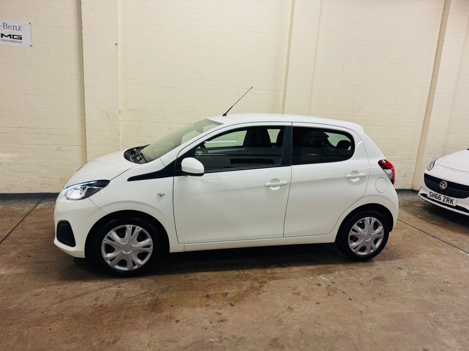 Used Peugeot 108 2016 for sale - 77601994: Photo 15