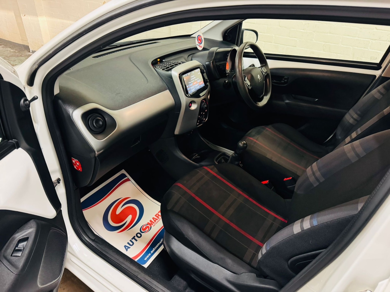 Used Peugeot 108 2016 for sale - 77601994: Photo 20