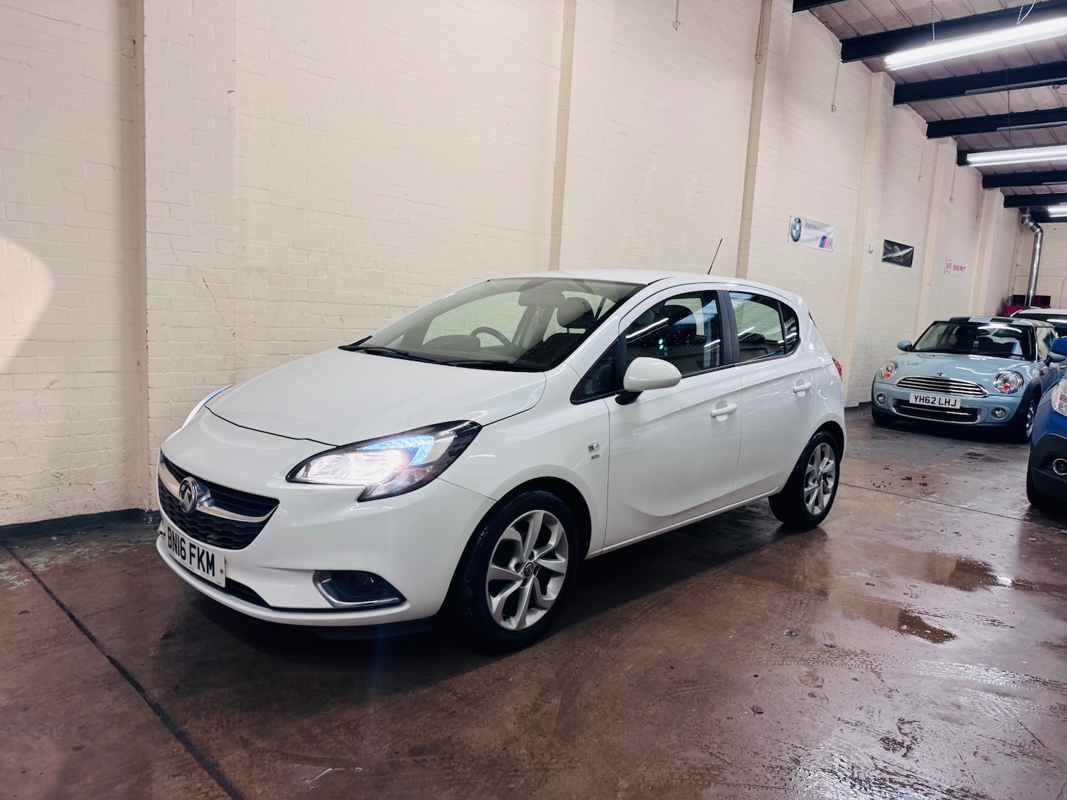 Used Vauxhall Corsa 2016 for sale - 77180321: Photo 3