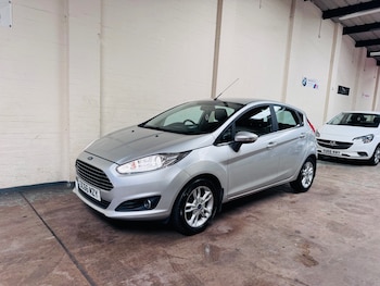 Used Ford Fiesta 2016 for sale - 79229535: Photo
