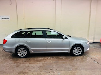 Used Skoda Superb 2013 for sale - 78212214: Photo