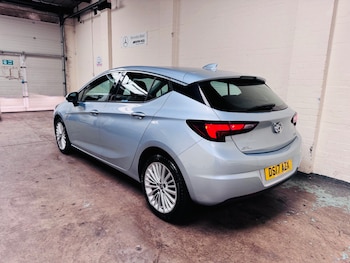 Used Vauxhall Astra 2017 for sale - 79295135: Photo
