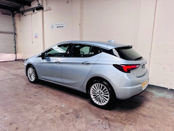 Used Vauxhall Astra 2017 for sale - 79295135: Photo