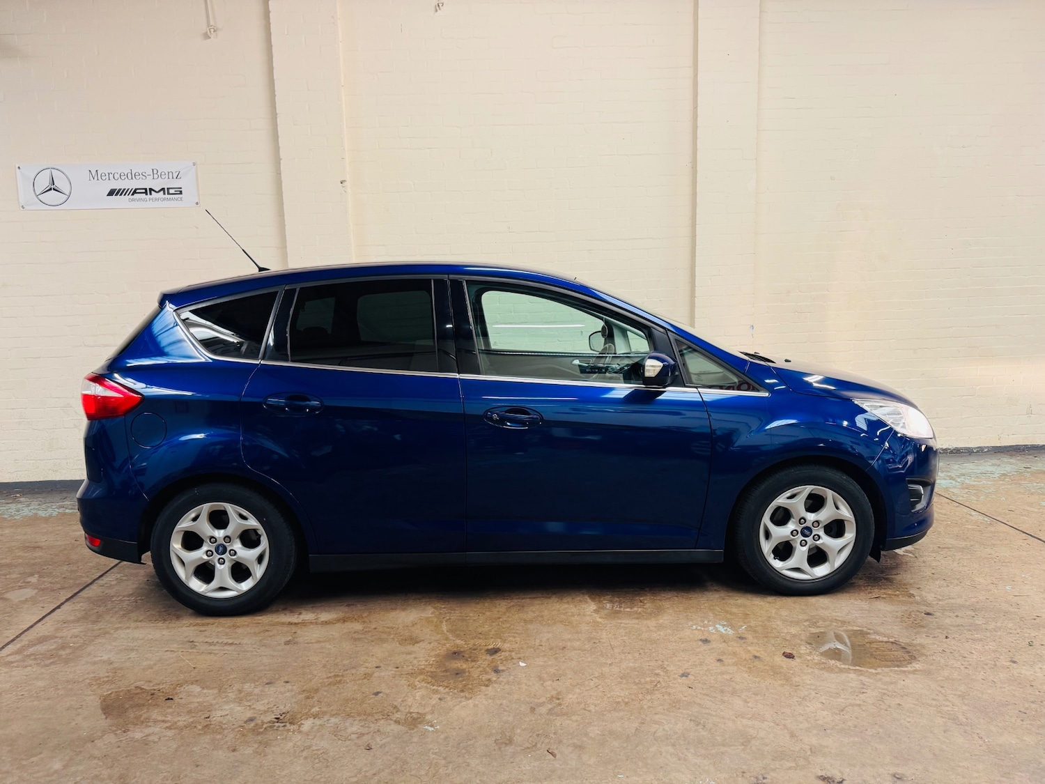 Used Ford C-Max 2014 for sale - 76599401: Photo 11