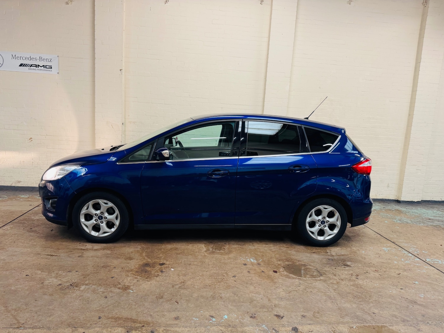 Used Ford C-Max 2014 for sale - 76599401: Photo 6