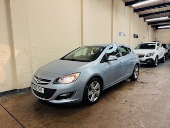 Used Vauxhall Astra 2015 for sale - 75713651: Photo