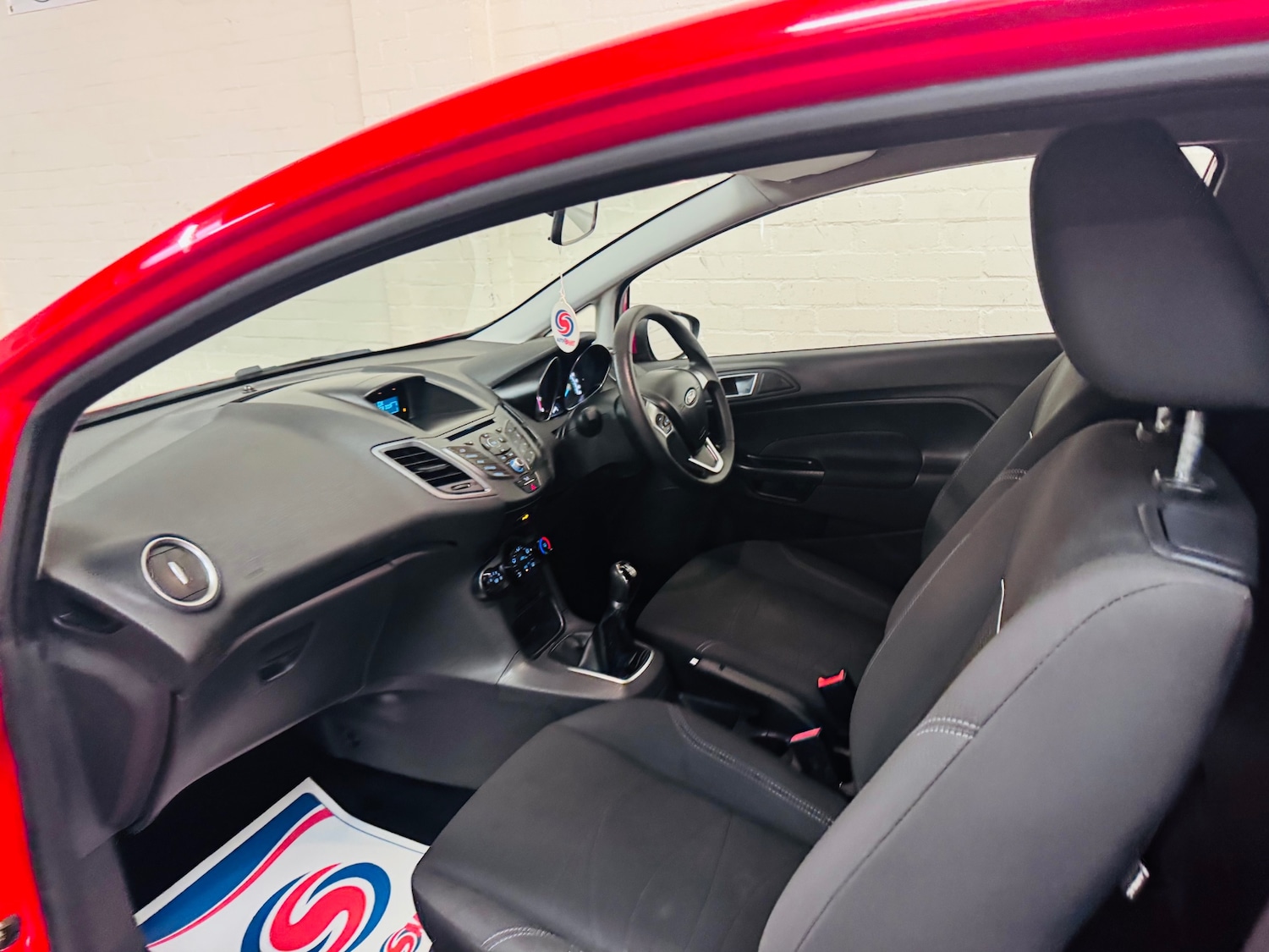 Used Ford Fiesta 2015 for sale - 77491108: Photo 28