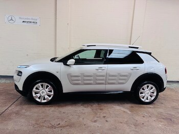 Used Citroen C4 Cactus 2017 for sale - 78018496: Photo