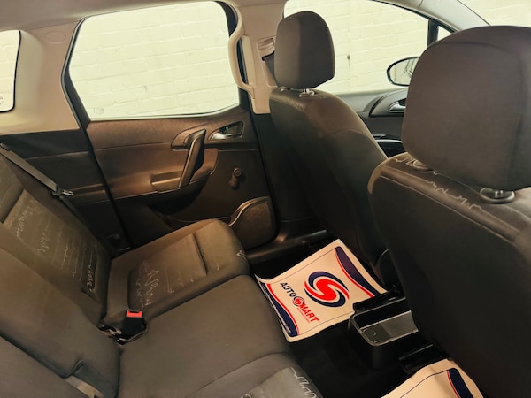 Used Vauxhall Meriva 2017 for sale - 76293337: Photo 18