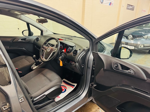 Used Vauxhall Meriva 2017 for sale - 76293337: Photo 23