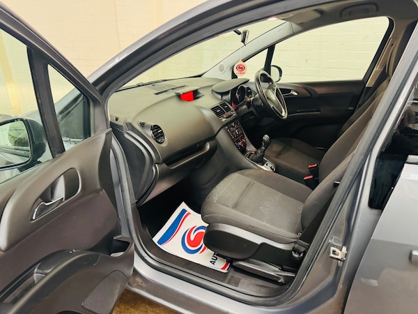 Used Vauxhall Meriva 2017 for sale - 76293337: Photo 25