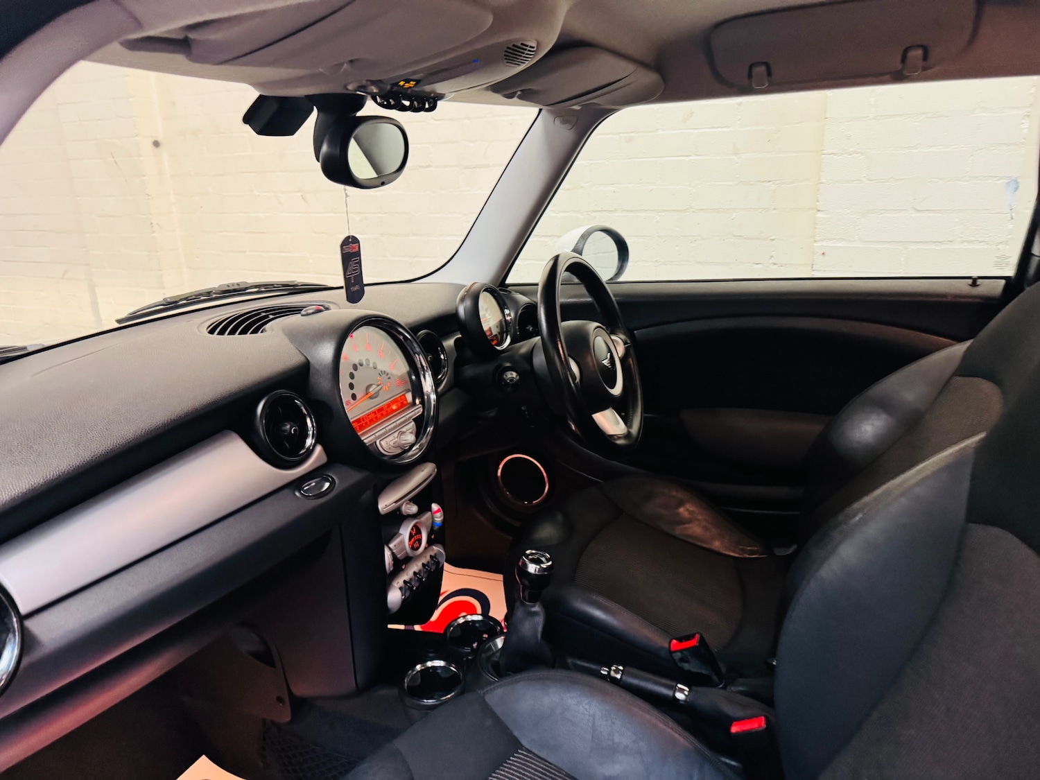 Used MINI Hatch 2010 for sale - 76792490: Photo 21