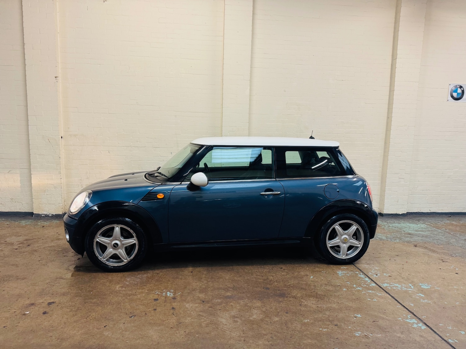 Used MINI Hatch 2010 for sale - 76792490: Photo 6