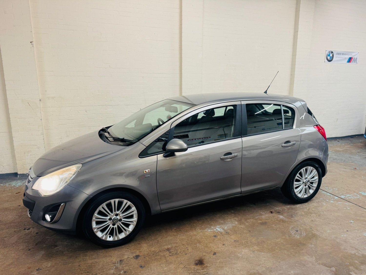 Used Vauxhall Corsa 2013 for sale - 77902557: Photo 6