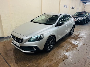 Used Mercedes-Benz A-Class 2015 for sale - 76161592: Photo