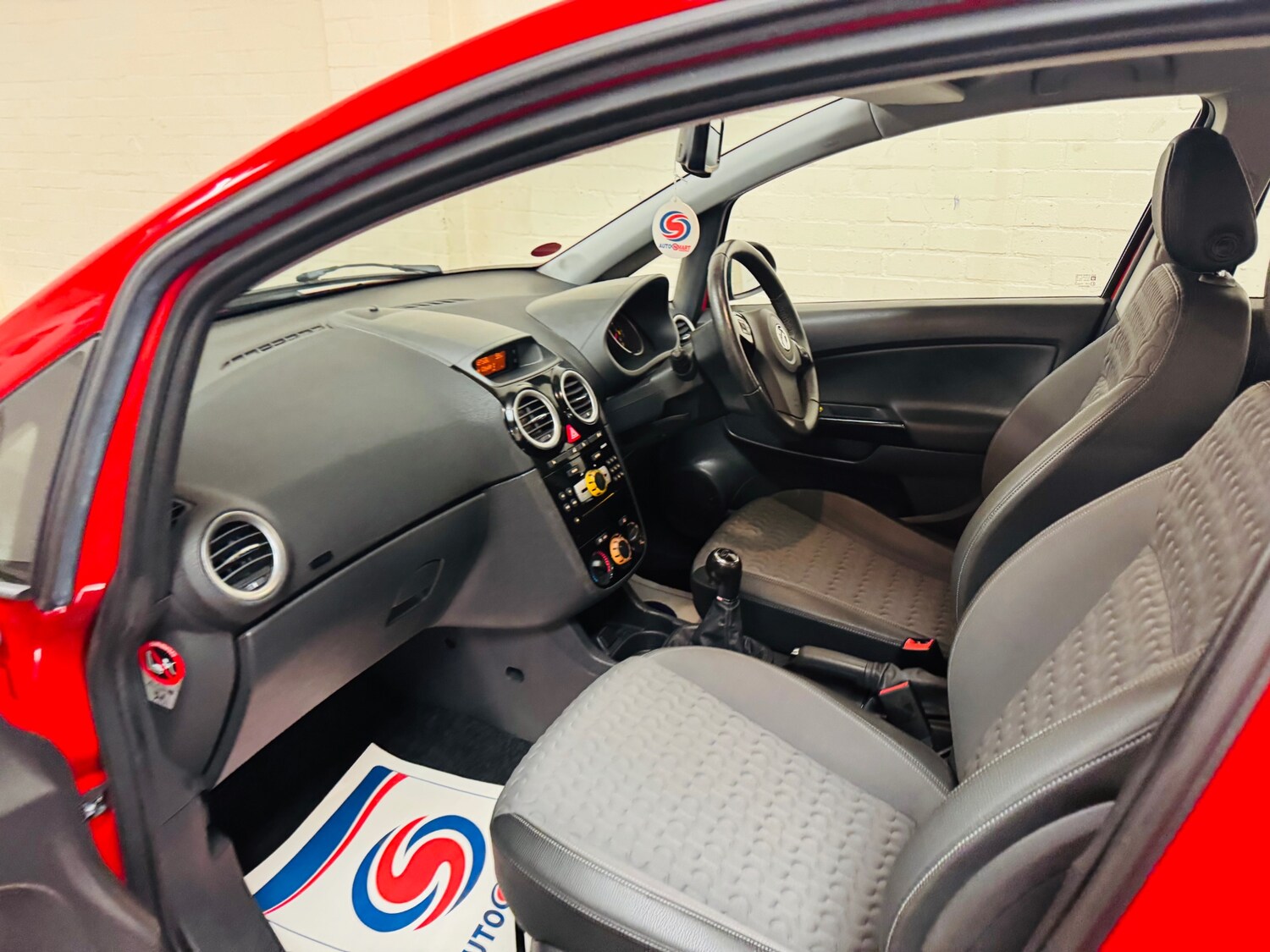 Used Vauxhall Corsa 2014 for sale - 76374677: Photo 21